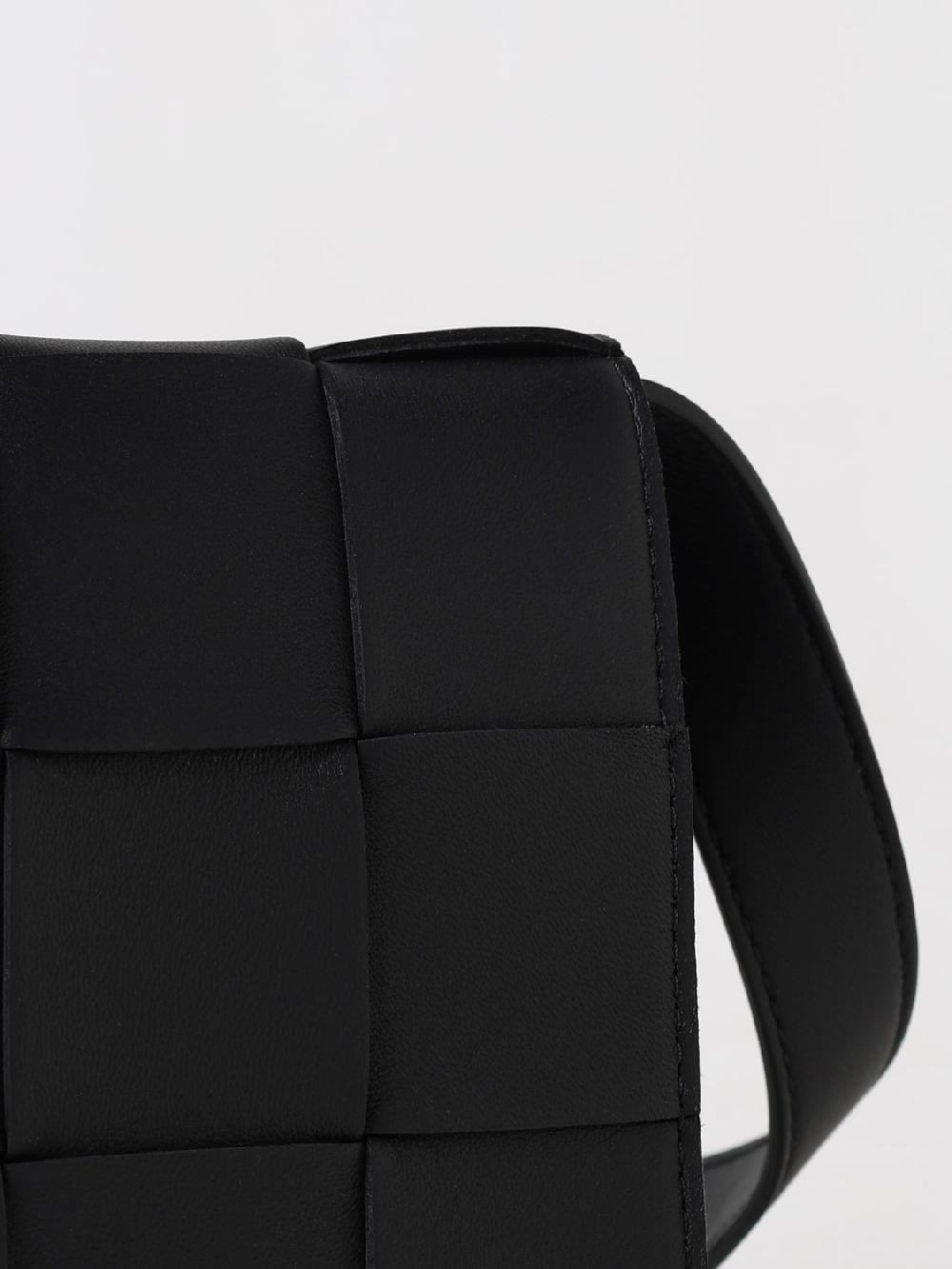Giglio Borsa Cassette Bottega Veneta in pelle intrecciata Consegna Veloce