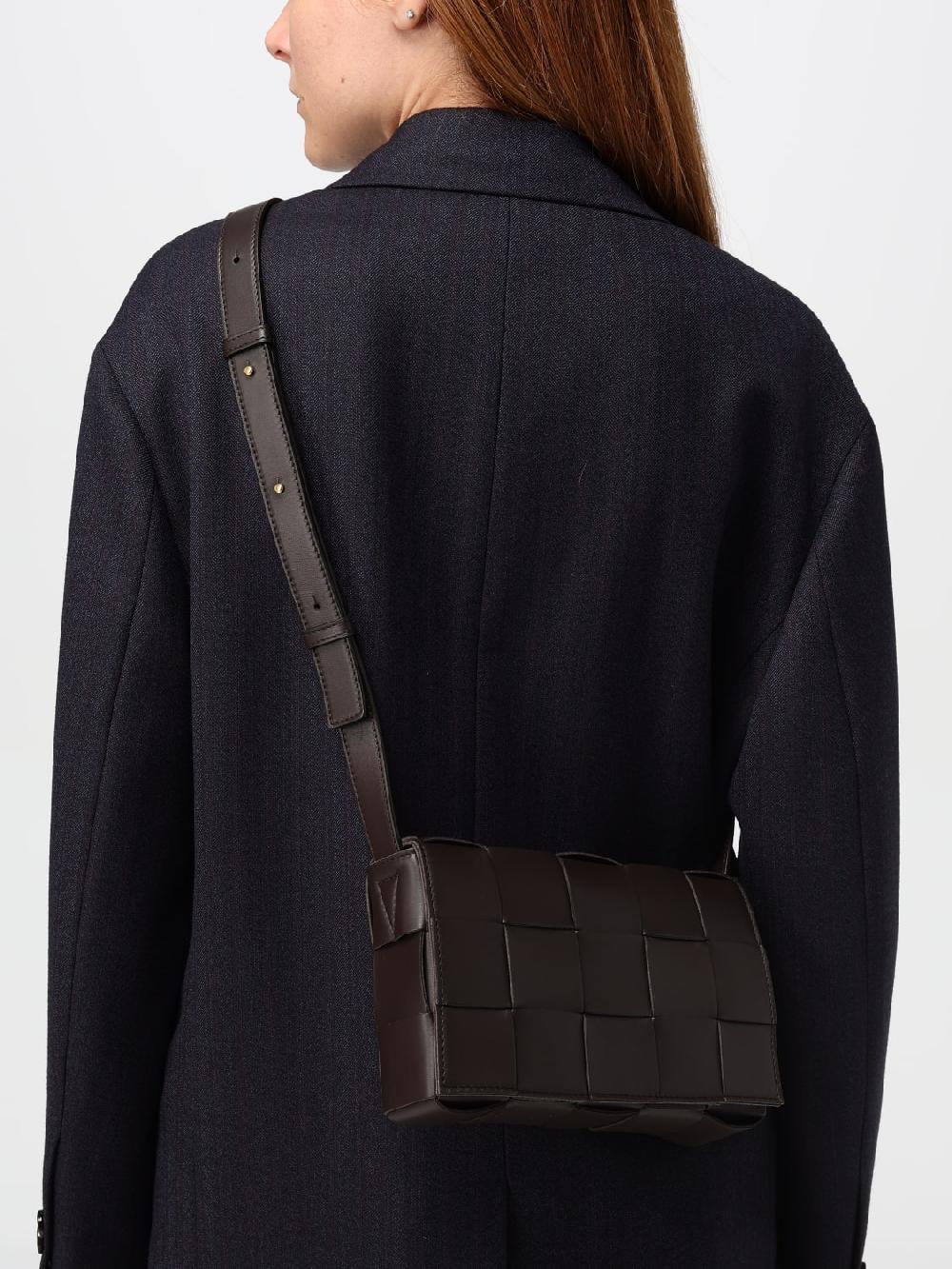 Giglio Borsa Cassette Bottega Veneta in pelle intrecciata Offerta