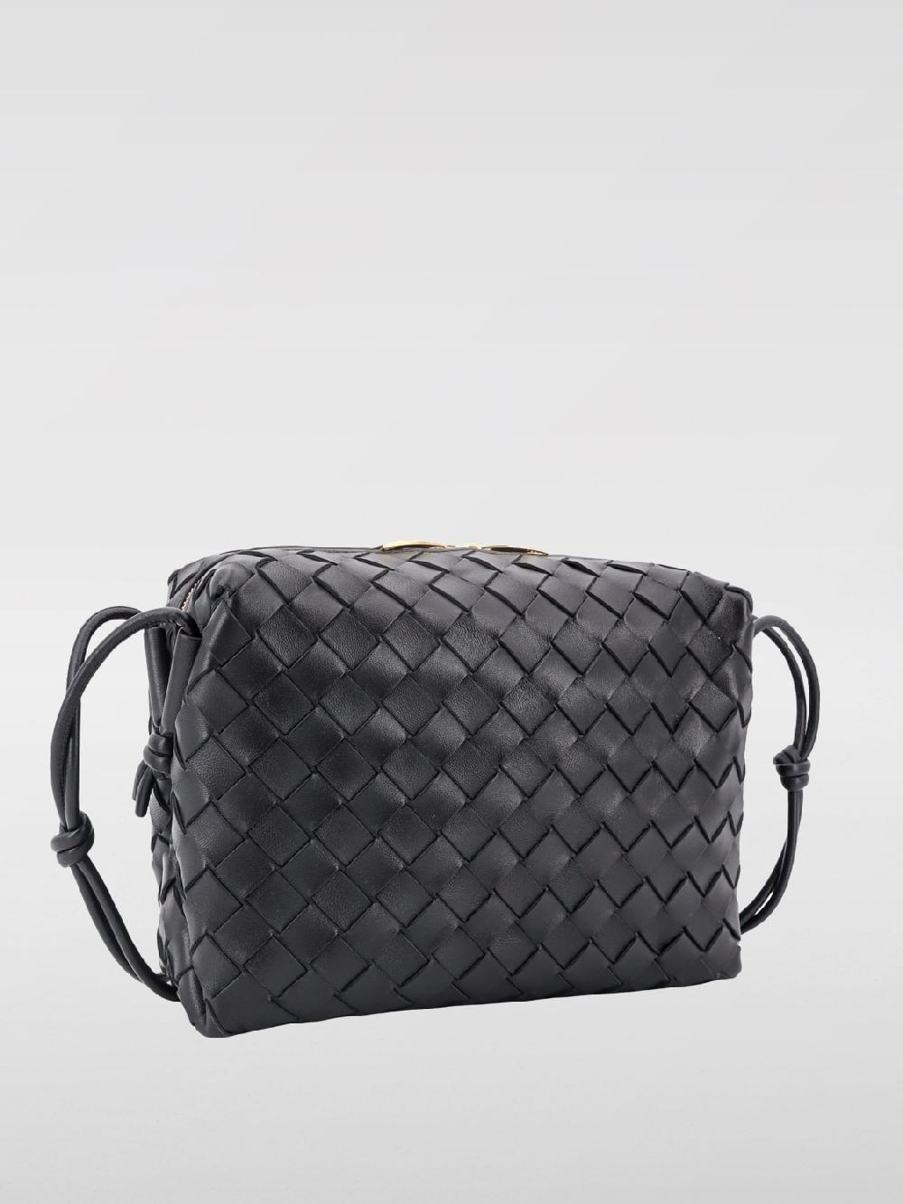 Giglio Borsa Loop Camera Bag Bottega Veneta in nappa intrecciata Hotsell