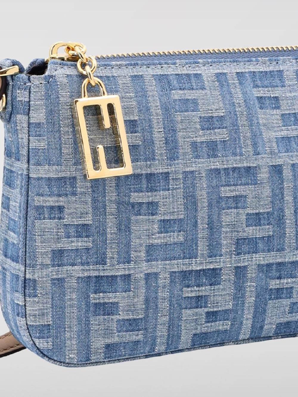 Giglio Pouch Baguette Fendi in denim con monogram FF jacquard Offerte