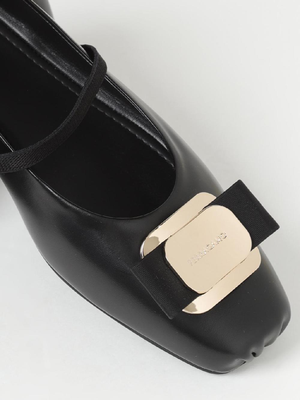 Giglio Ballerina New Vara Ferragamo in pelle Outlet