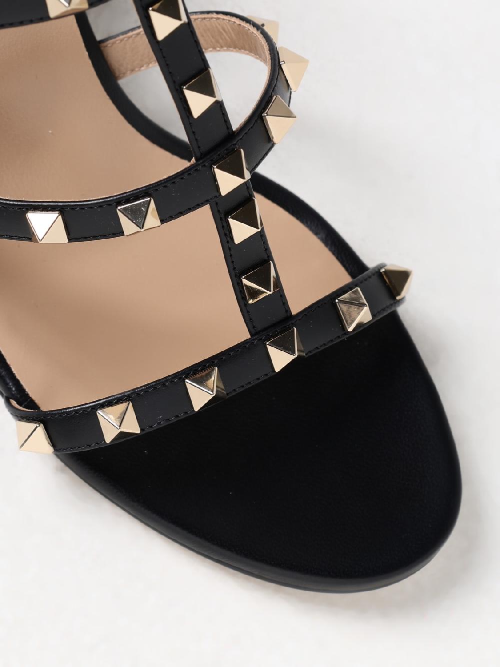 Giglio Sandalo Rockstud Valentino Garavani in nappa Italia