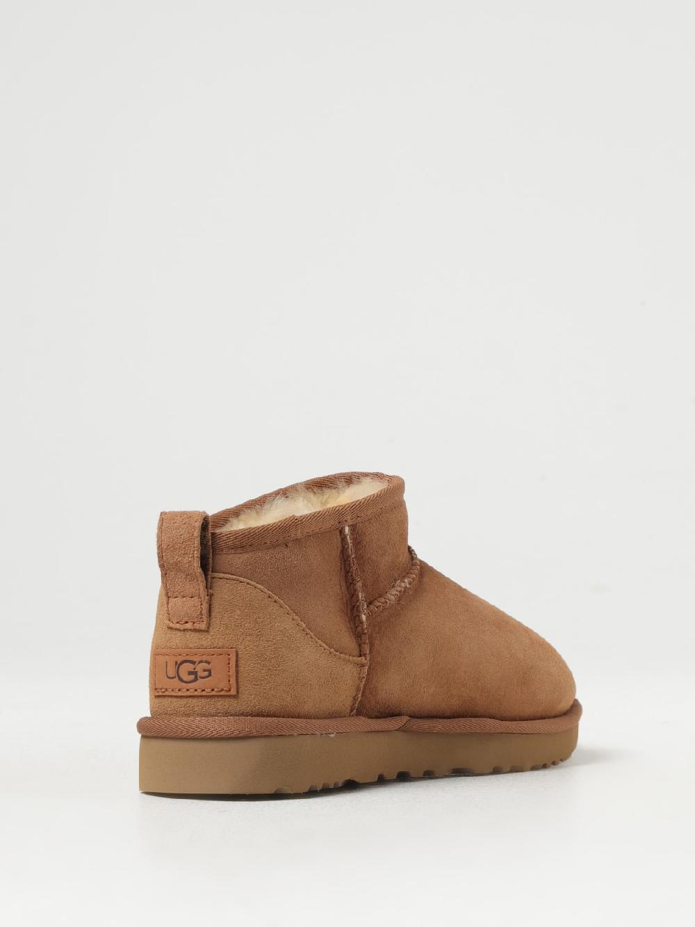 Giglio Stivaletto Classic Ultra Mini UGG in camoscio Convenienza
