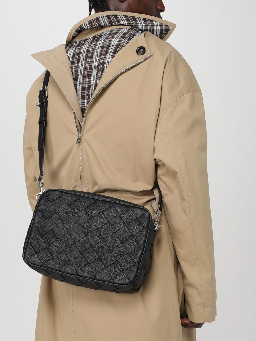 Giglio Borsa Diago Bottega Veneta in pelle a grana intrecciata Black Friday Prezzi