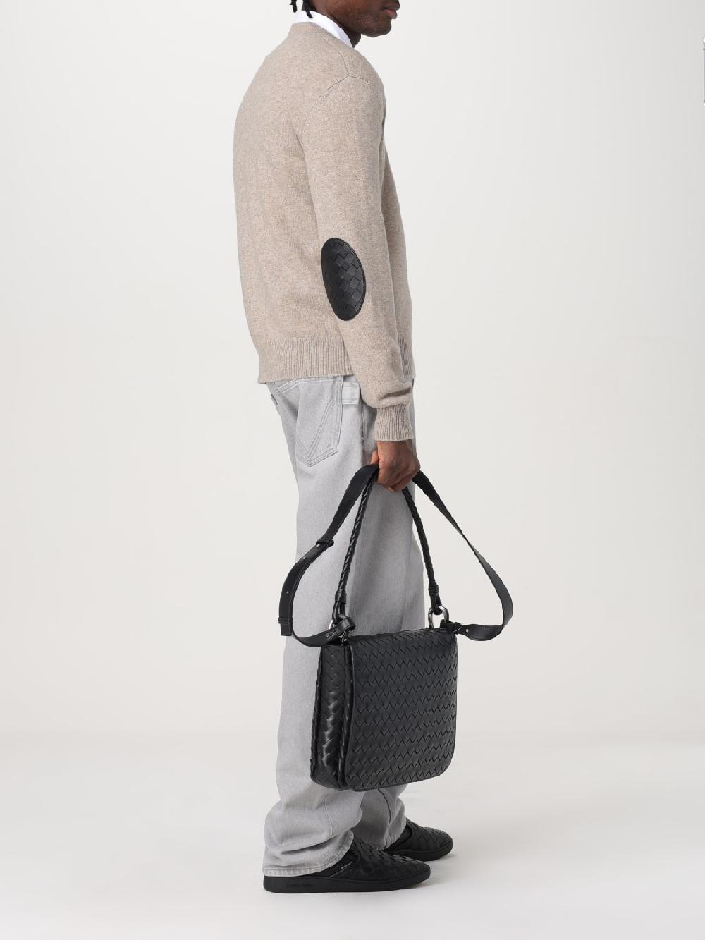 Giglio Borsa Messenger Swing Bottega Veneta in pelle intrecciata Sottocosto