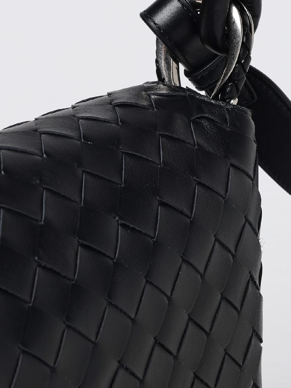 Giglio Borsa Messenger Swing Bottega Veneta in pelle intrecciata Sottocosto