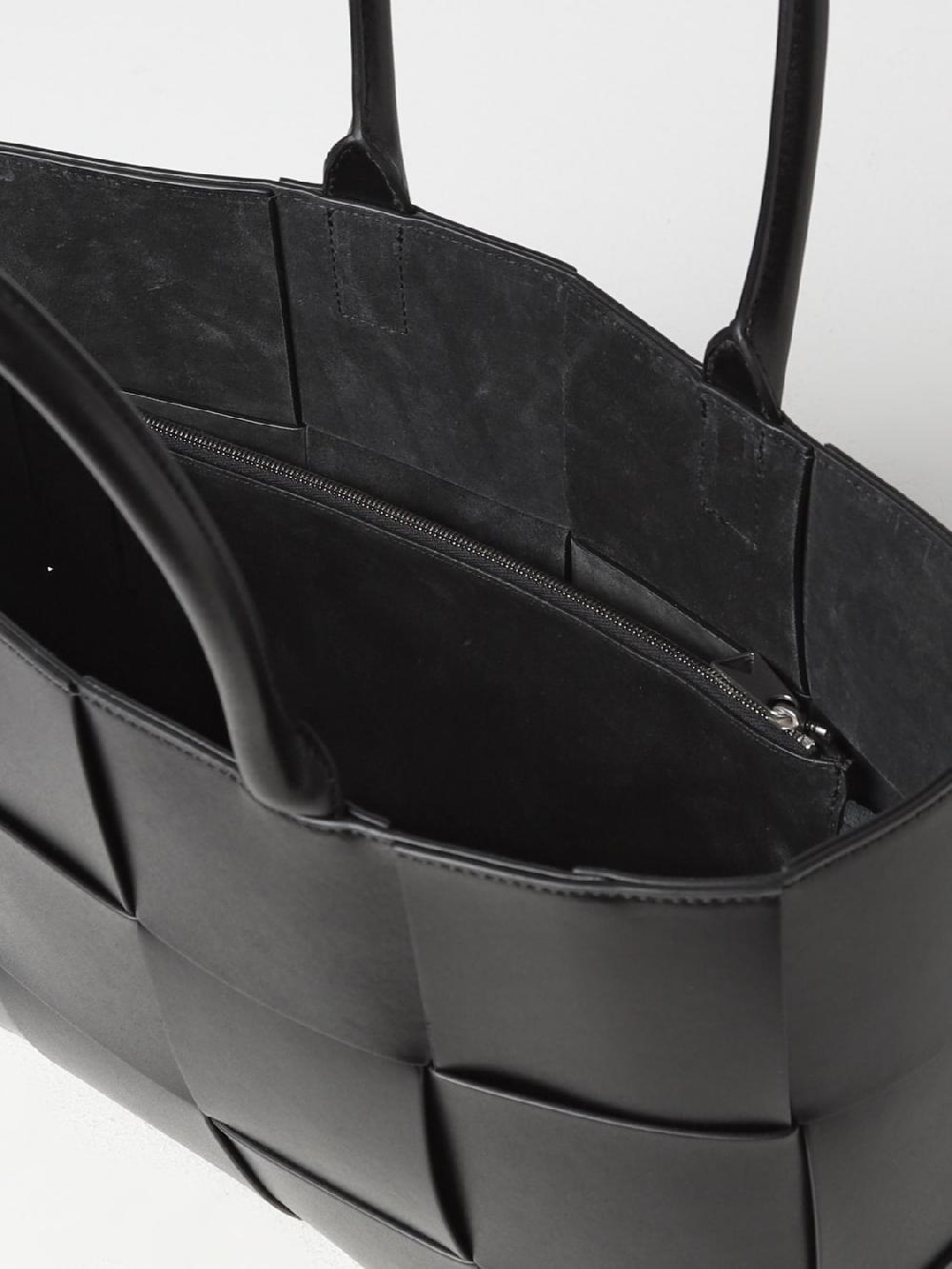 Giglio Borsa Arco Bottega Veneta in pelle intrecciata Offerta