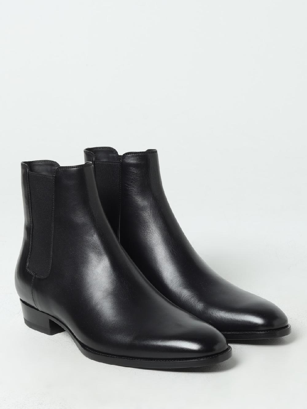 Giglio Stivaletto Saint Laurent in pelle Smaltimento dello stoccaggio