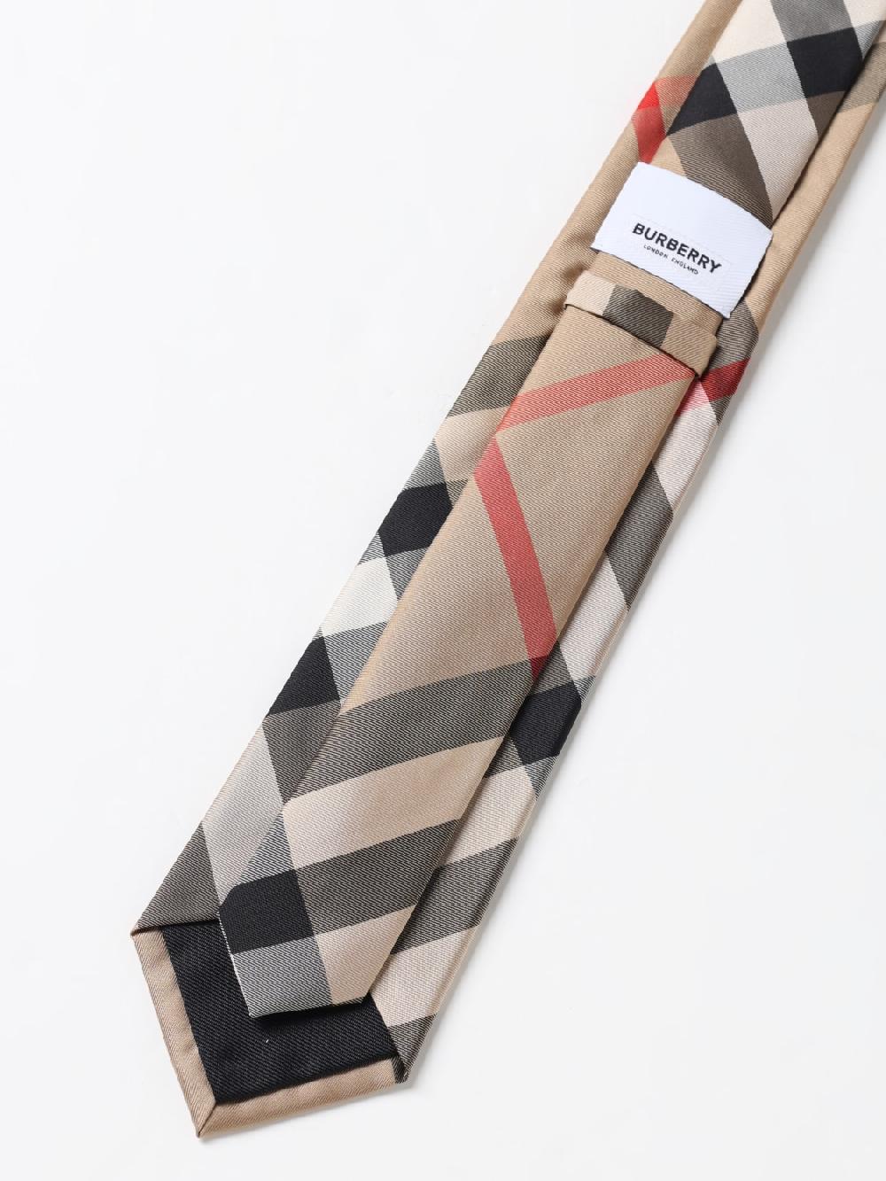Giglio Cravatta Vintage Check Burberry in seta jacquard Presa