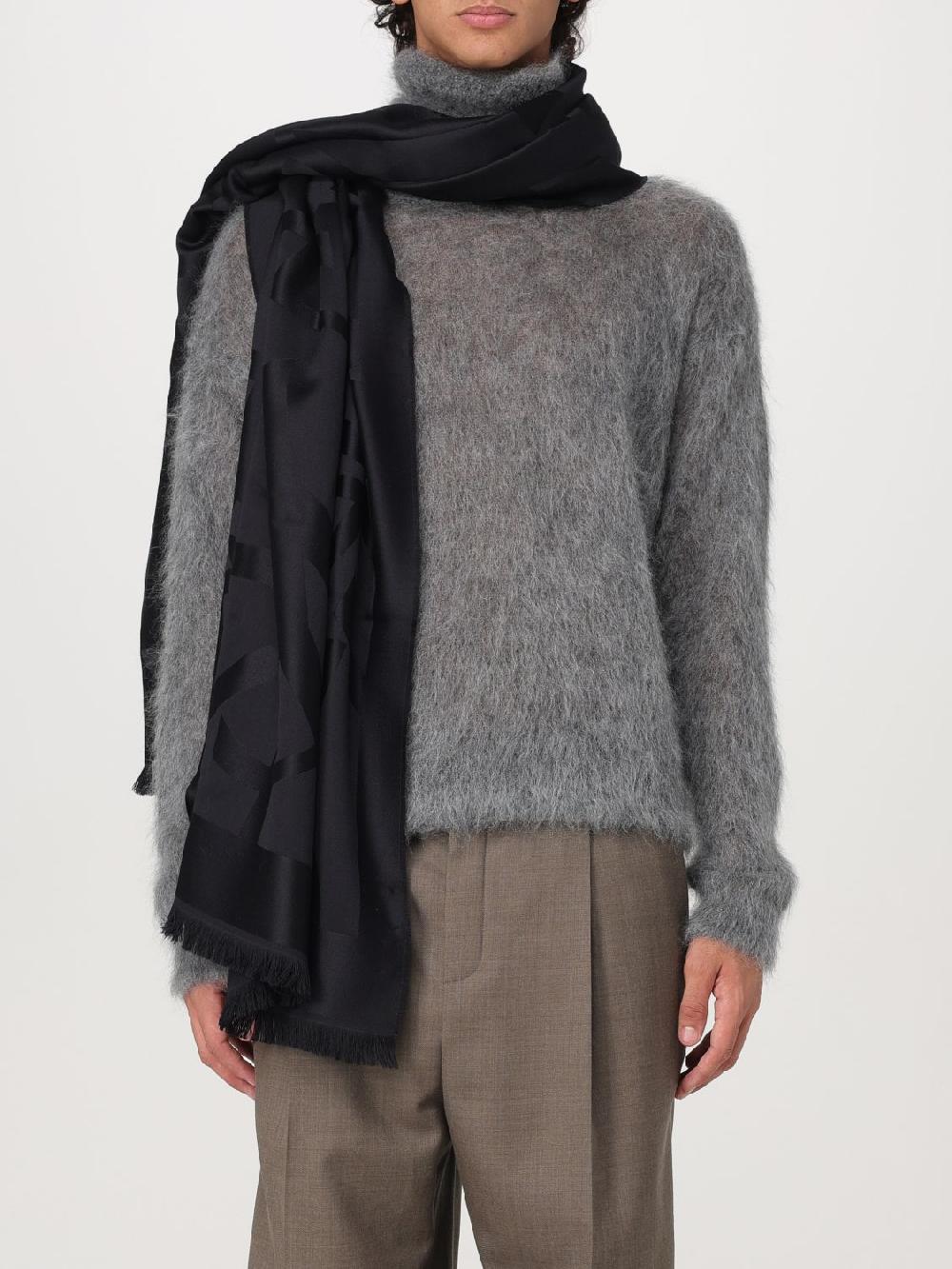 Giglio Sciarpa Saint Laurent in lana con logo jacquard In Vendita