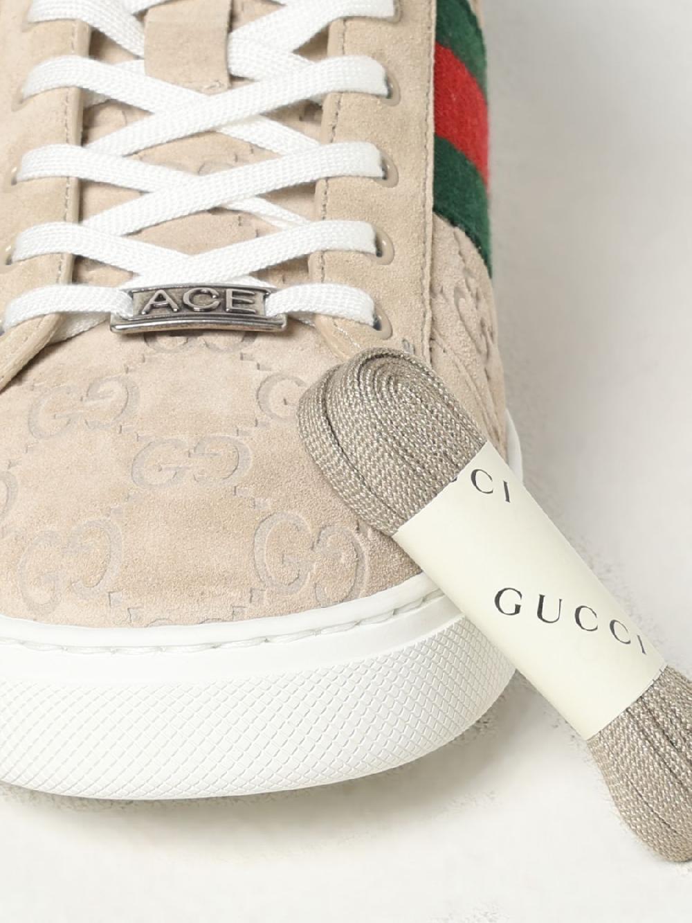 Giglio Sneakers Ace Gucci in camoscio con monogram GG Comprane uno, ottenene uno gratis