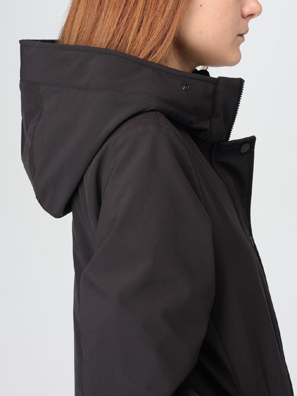 Giglio Cappotto Woolrich in nylon Offerta speciale
