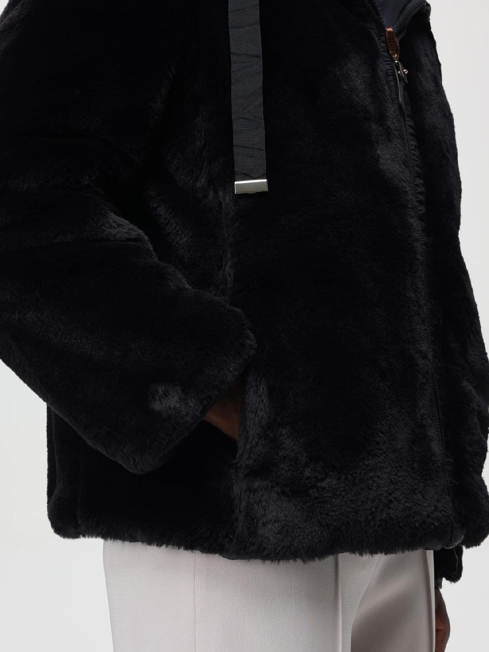 Giglio Piumino con cappuccio Max Mara Enormi sconti