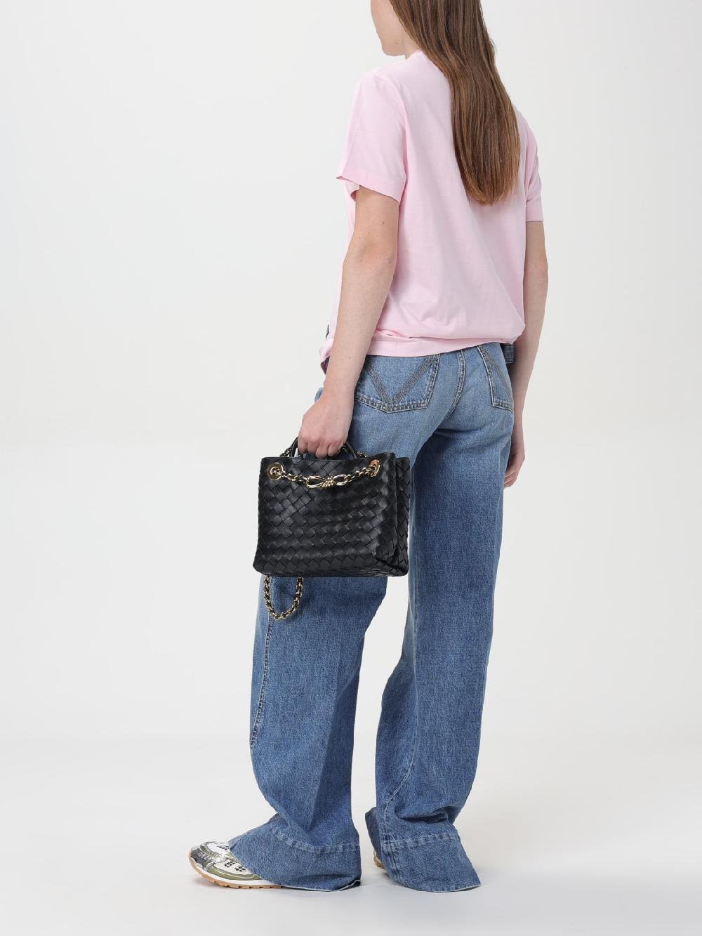 Giglio T-shirt basic Bottega Veneta con mini logo Lightning offer